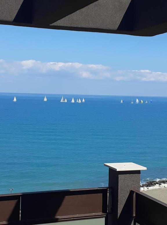 Attico Suite Spiaggia Μπάρι Εξωτερικό φωτογραφία