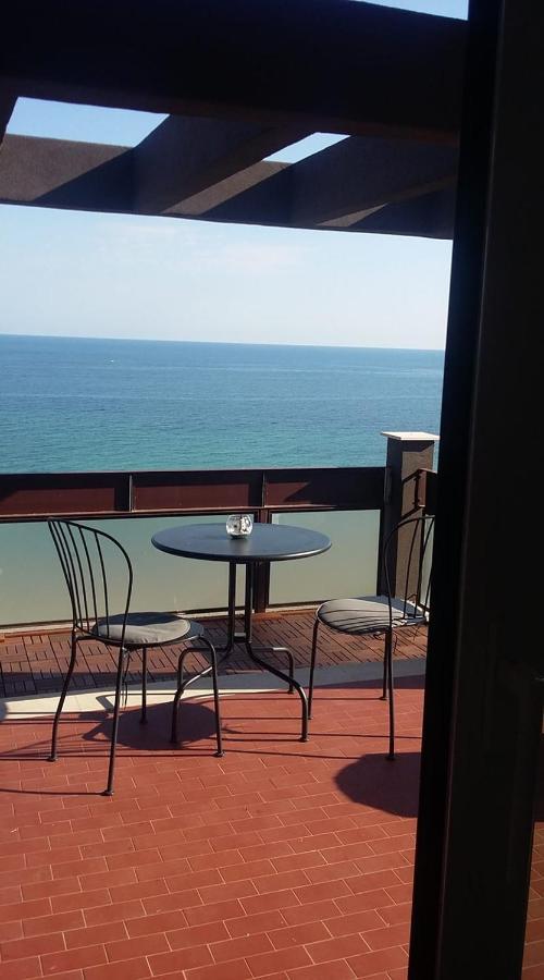 Attico Suite Spiaggia Μπάρι Εξωτερικό φωτογραφία